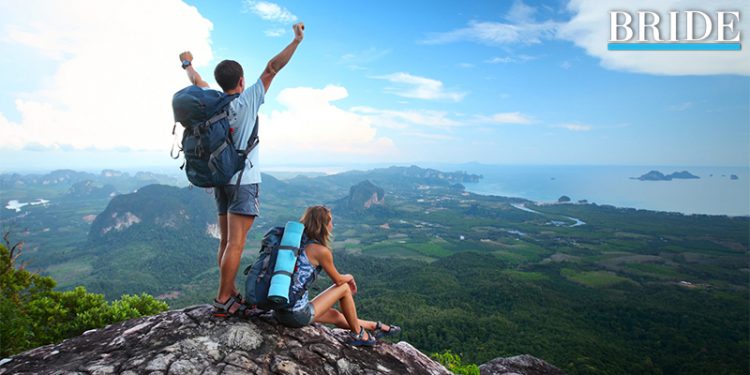 การท่องเที่ยวกระชับความสัมพันธ์