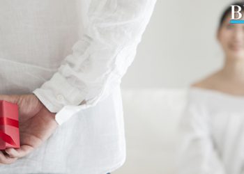 ของขวัญวันวาเลนไทน์สื่อความหมายว่ายังไงนะ